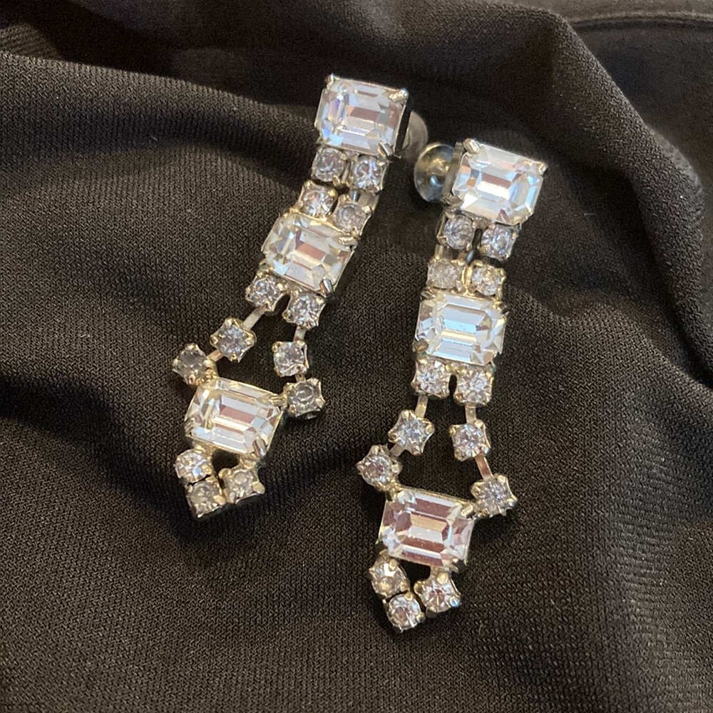 Vintage Rhinestone Screw-back Earrings